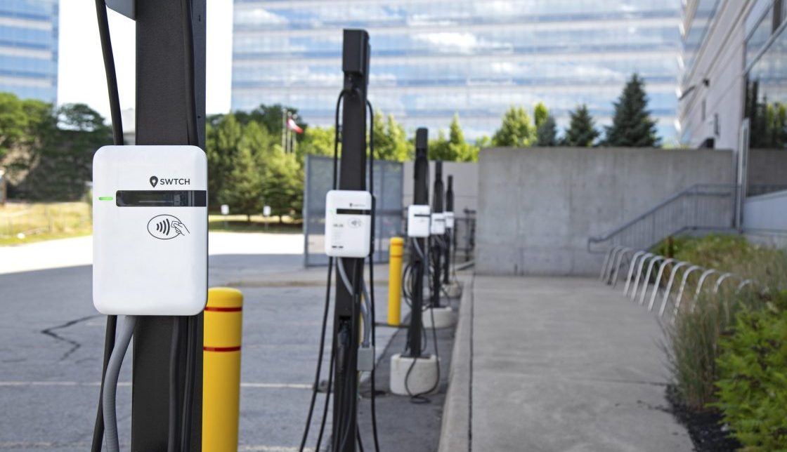 Installation de bornes de recharge VÉ supplémentaires